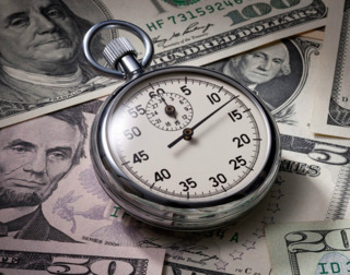 Az idő-pénz ekvivalenciáról